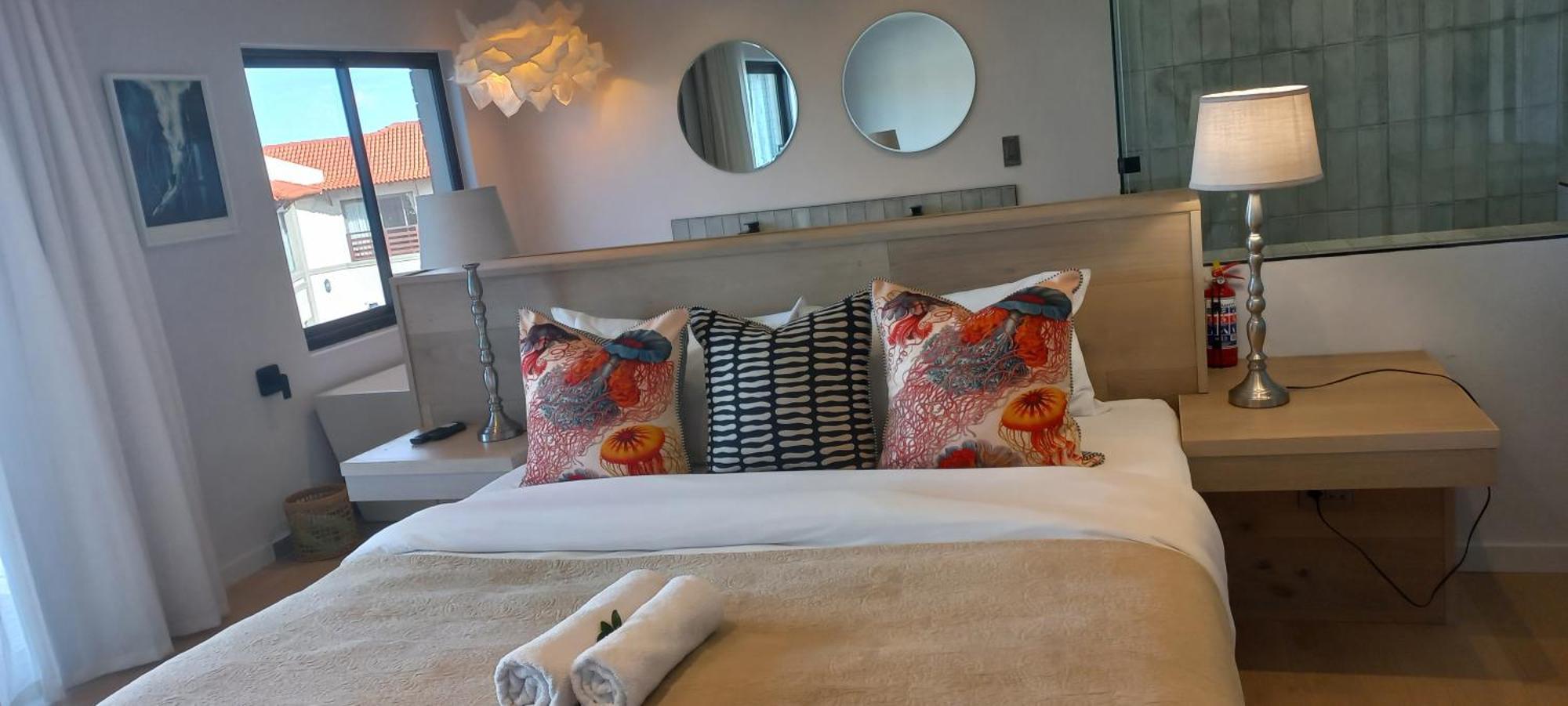The Whale'S Tale Guesthouse เฮอร์มานุส ภายนอก รูปภาพ